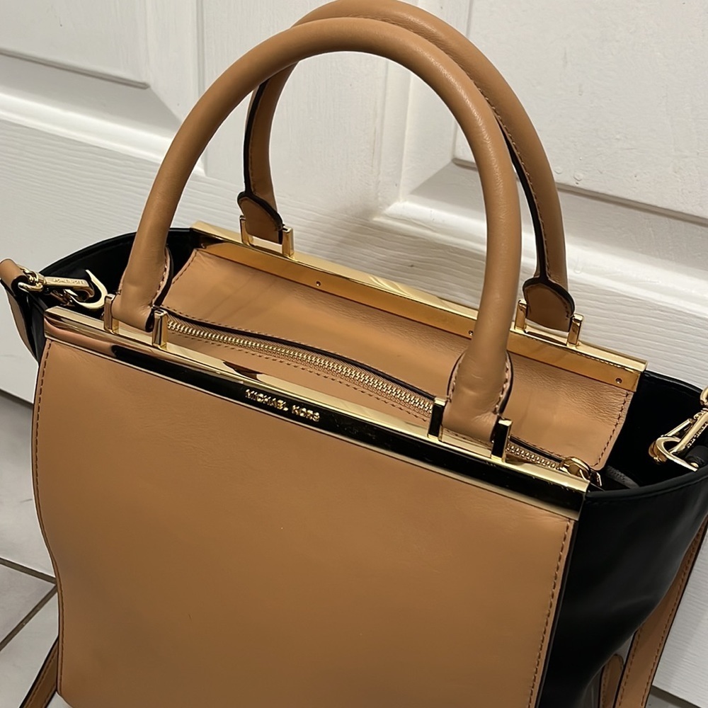 Michael Kors Lana Colorblock Leather Medium Bag - Picture 6 of 16